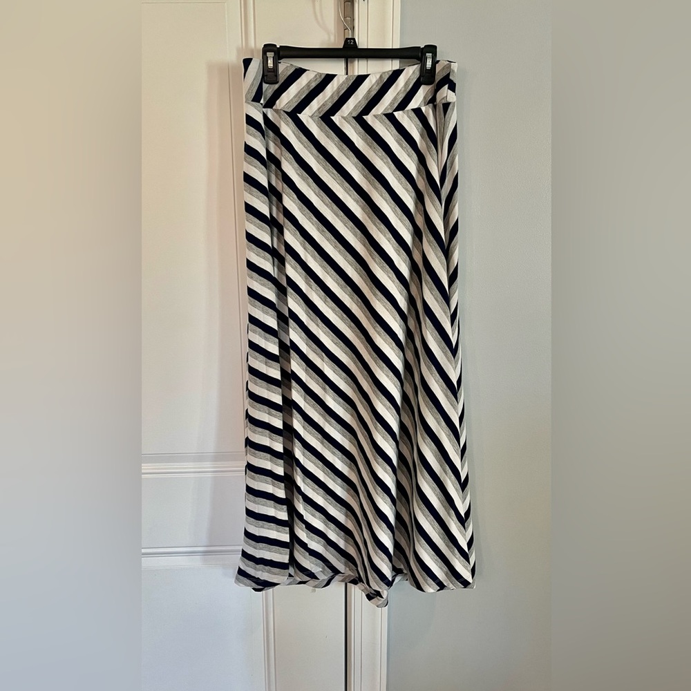 New Directions Women’s Stretchy Stripe Shirt Size Large